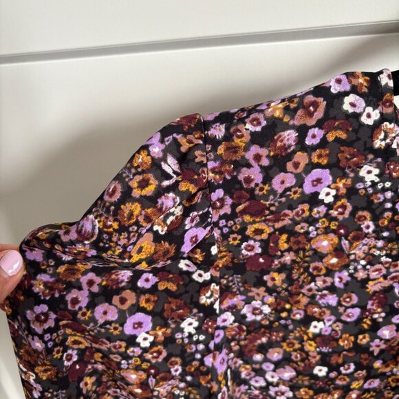 VERO MODA Long Sleeved V Neck Floral Top - Size Large - NWOT - Picture 6 of 8